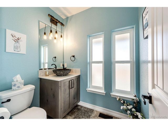 1755 Timberlake Rd, Byers, CO 80103