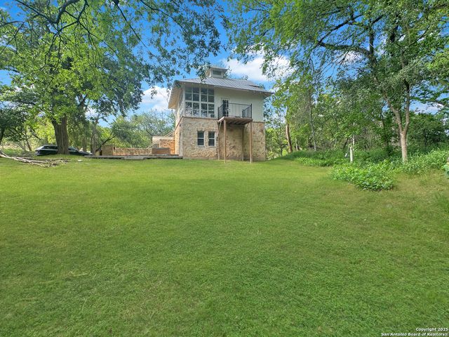 1262 Sleepy Hollow, New Braunfels, TX 78130