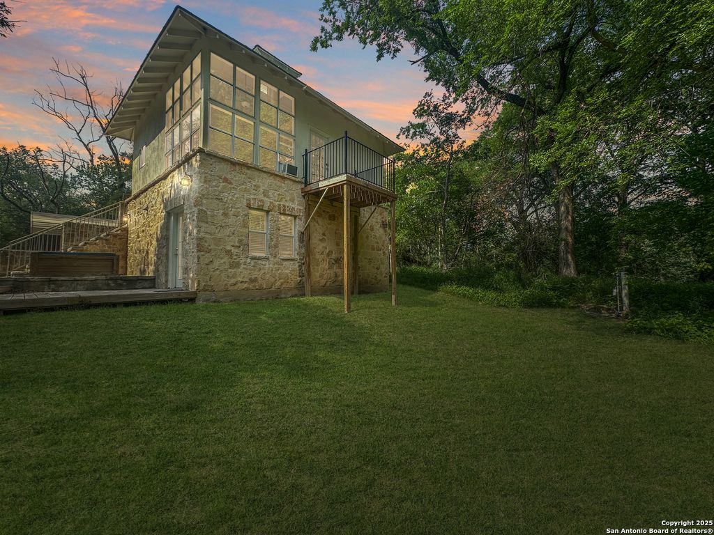1262 Sleepy Hollow, New Braunfels, TX 78130