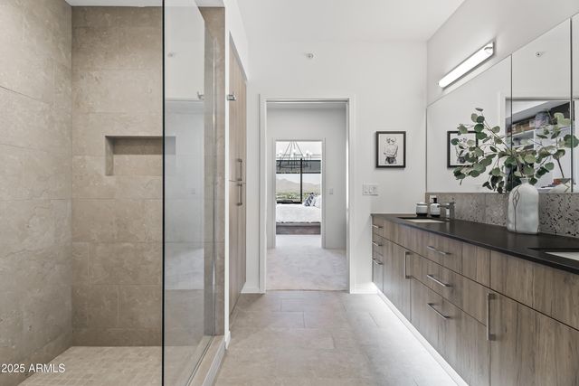 7180 E KIERLAND Boulevard 811, Scottsdale, AZ 85254