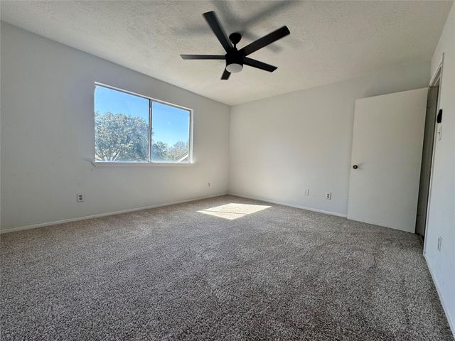 2035 Country Village Boulevard B, Humble, TX 77338