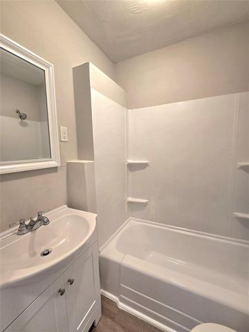 2816 Saint Emanuel Street, Houston, TX 77004