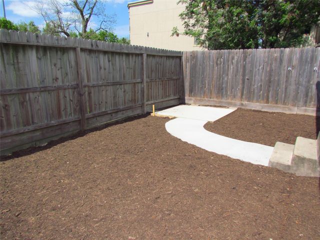 2816 Saint Emanuel Street, Houston, TX 77004