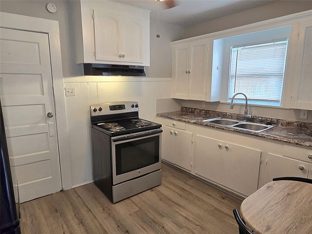 2816 Saint Emanuel Street, Houston, TX 77004