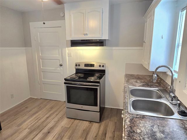 2816 Saint Emanuel Street, Houston, TX 77004