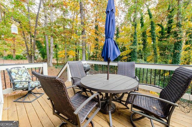 727 Cedar Valley Trace, Lawrenceville, GA 30043