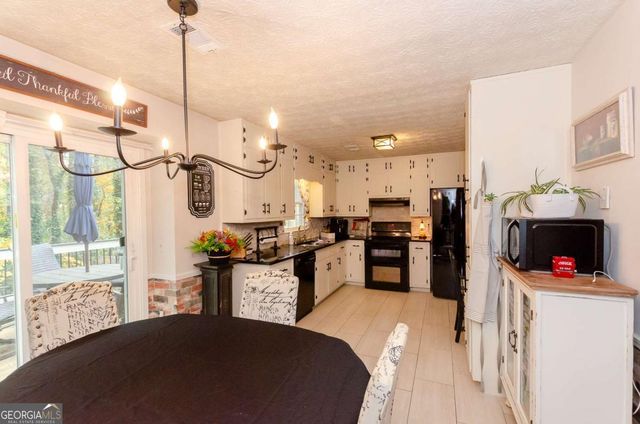 727 Cedar Valley Trace, Lawrenceville, GA 30043