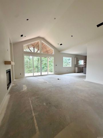 5844 Falcon Cove, Alexander, AR 72002