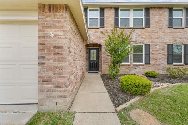 1300 Anna Lea Lane, Burleson, TX 76028