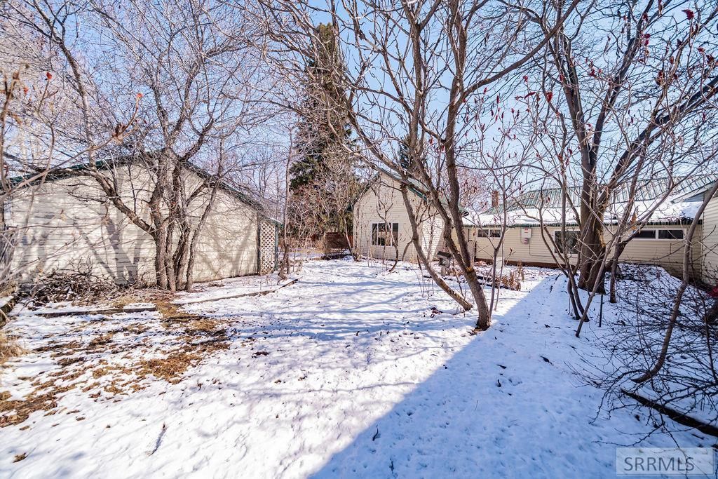 Image 77 of property listing at 10525 N 44th E, Ucon, ID 83454