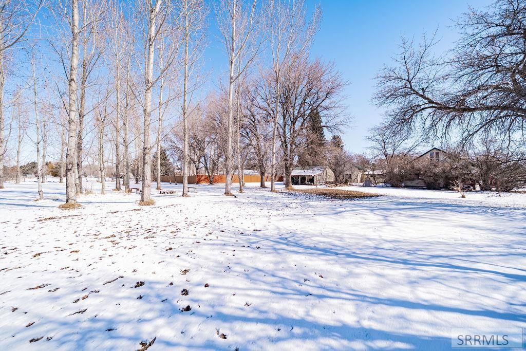 Image 79 of property listing at 10525 N 44th E, Ucon, ID 83454