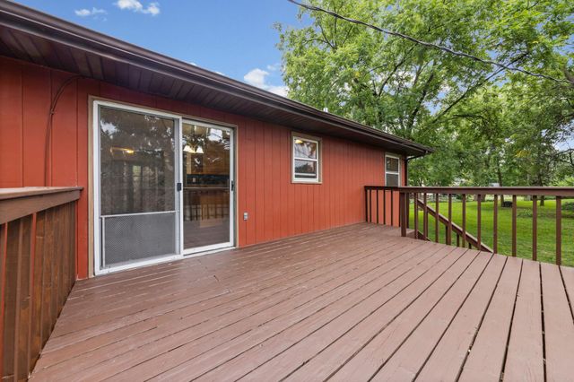 12916 1st Avenue S, Burnsville, MN 55337