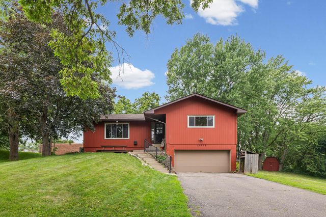 12916 1st Avenue S, Burnsville, MN 55337