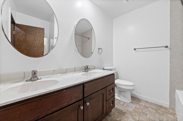 12916 1st Avenue S, Burnsville, MN 55337