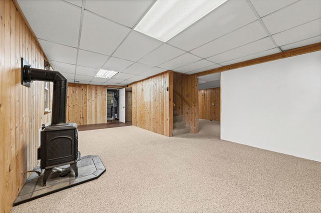 12916 1st Avenue S, Burnsville, MN 55337