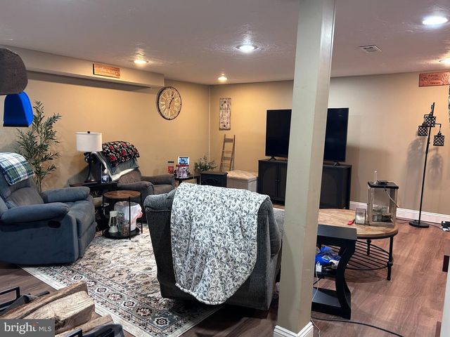 470 PARK ST, Manchester, PA 17345