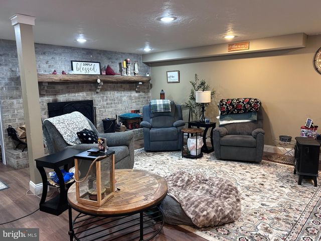 470 PARK ST, Manchester, PA 17345