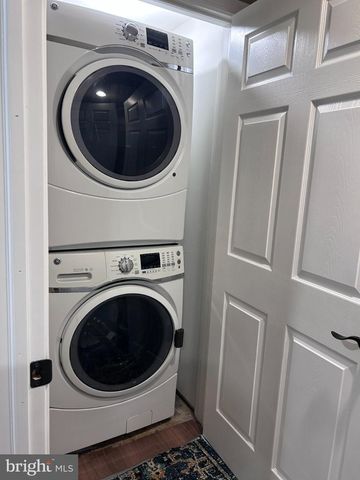 470 PARK ST, Manchester, PA 17345