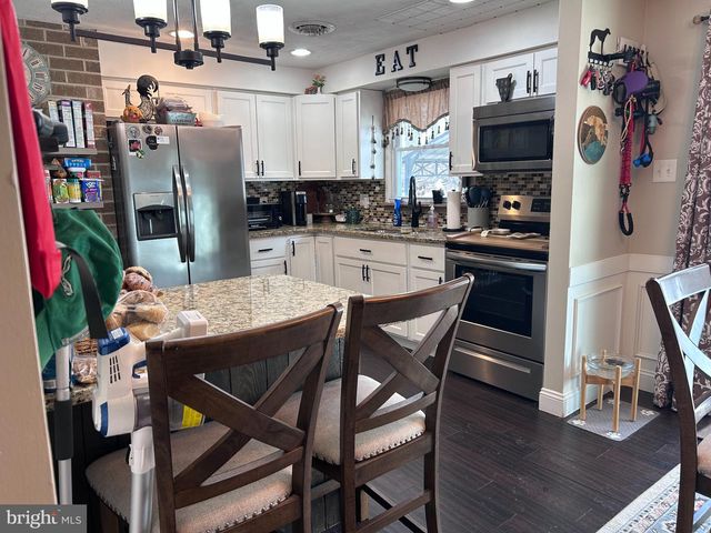 470 PARK ST, Manchester, PA 17345