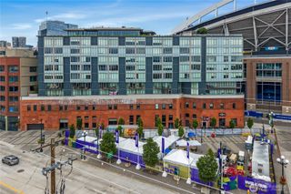 590 1st Avenue S #902, Seattle, WA 98104