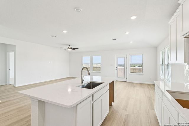 104 Shelton Pass, Cibolo, TX 78108