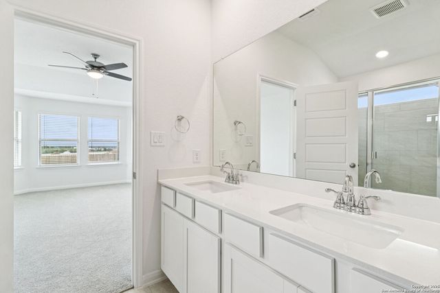 104 Shelton Pass, Cibolo, TX 78108