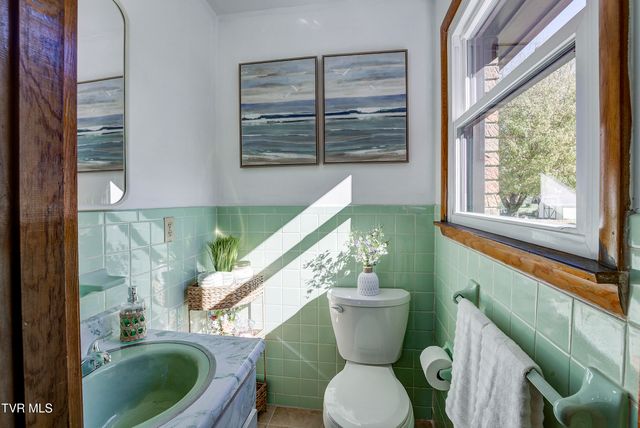 508 Carolina Street, Church Hill, TN 37642