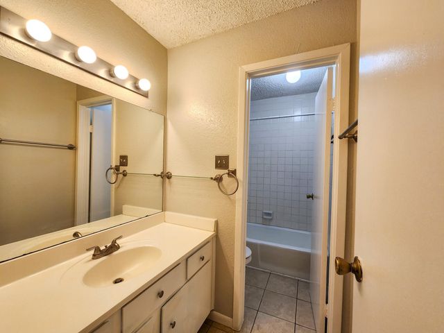 17742 Kings Park Lane, Houston, TX 77058