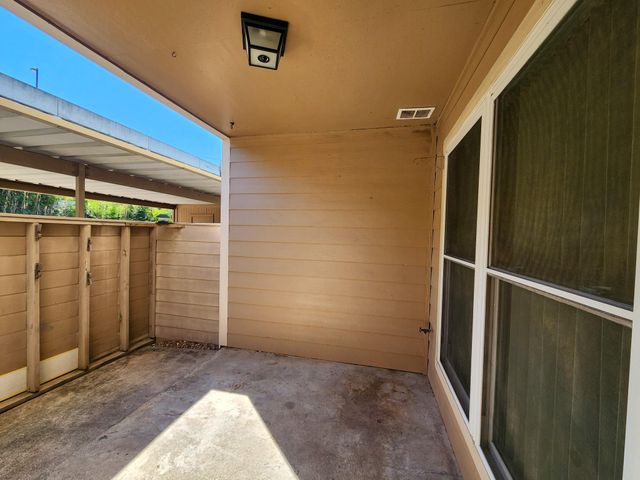 17742 Kings Park Lane, Houston, TX 77058