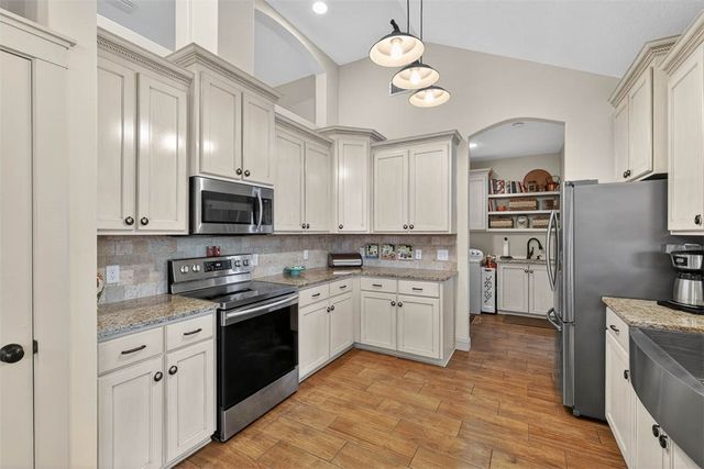 27 Carlee Lane, Brunswick, GA 31523