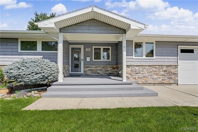 50 Greentree Road, Tonawanda, NY 14150