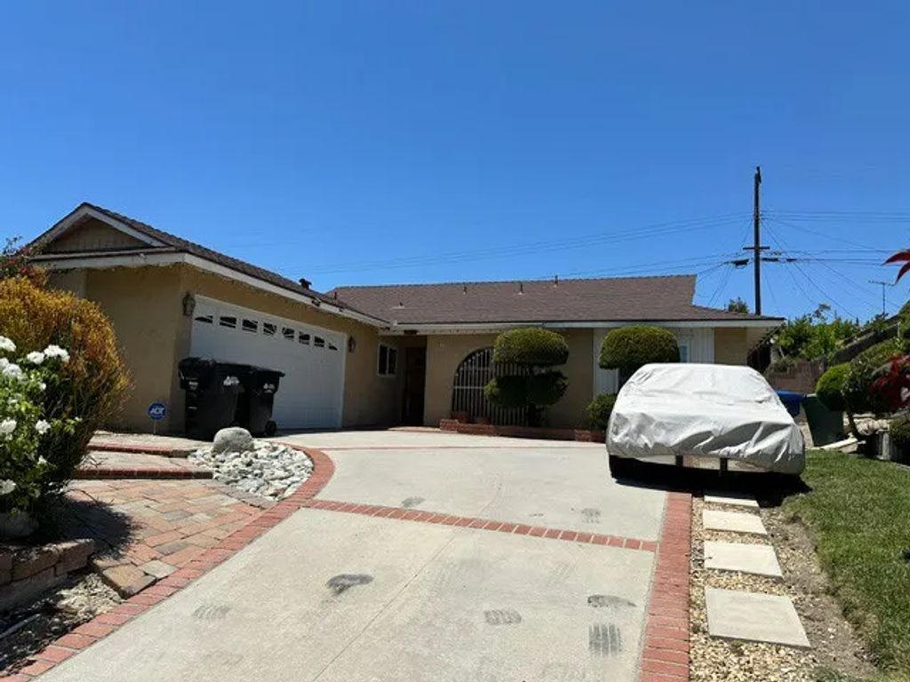 3523 S Flemington, West Covina, CA 91792