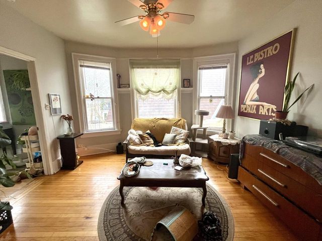 2828 N Fratney STREET, Milwaukee, WI 53212