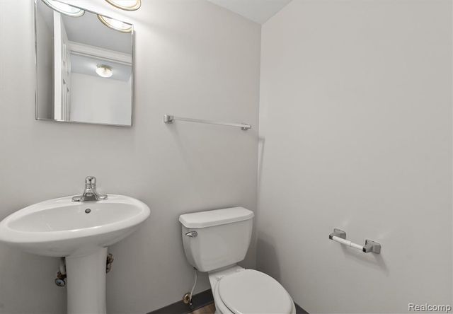 1133 Tienken Court, Rochester Hills, MI 48306