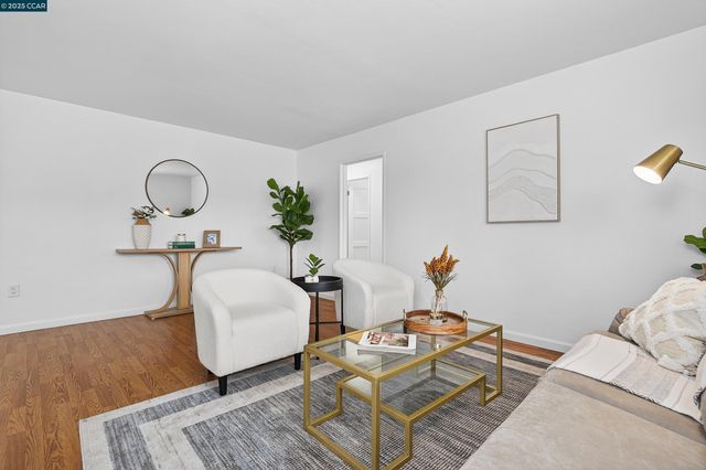 2921 Rollingwood Dr, San Pablo, CA 94806