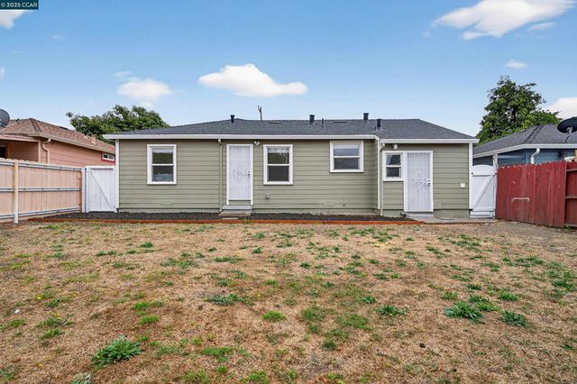 2921 Rollingwood Dr, San Pablo, CA 94806