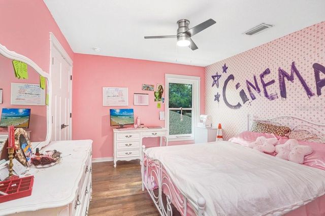 920 E SHADOWLAWN AVENUE, Tampa, FL 33603