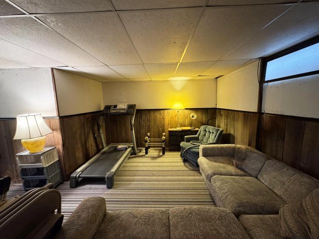 W300S2975 Snowdon DRIVE, Waukesha, WI 53188