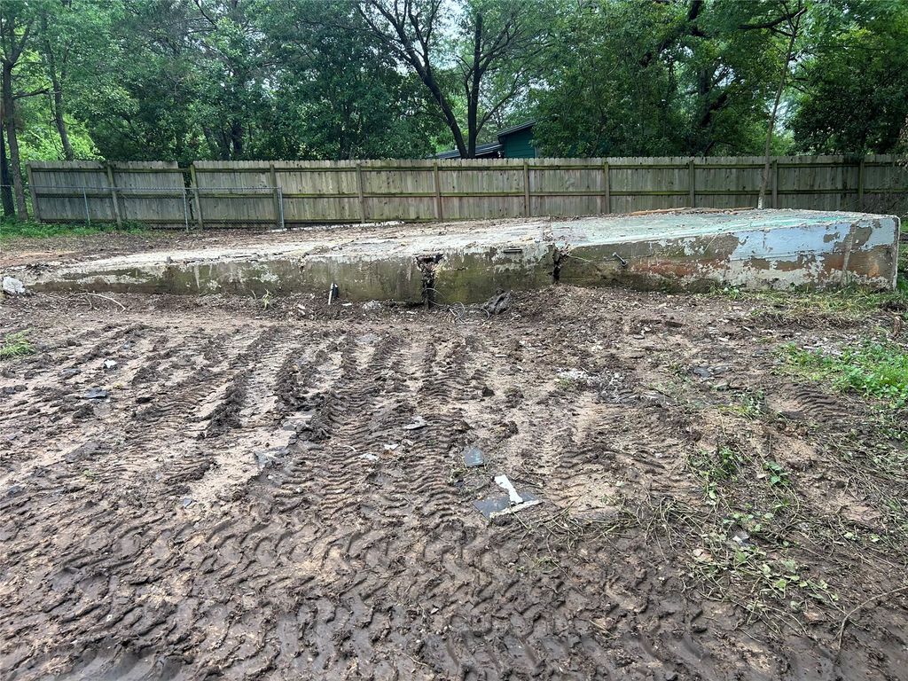 82 Post Oak Drive, Pottsboro, TX 75076