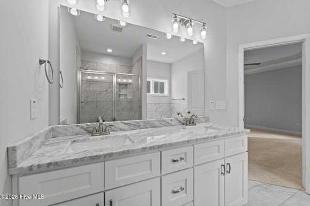 112 Callis Circle, West End, NC 27376