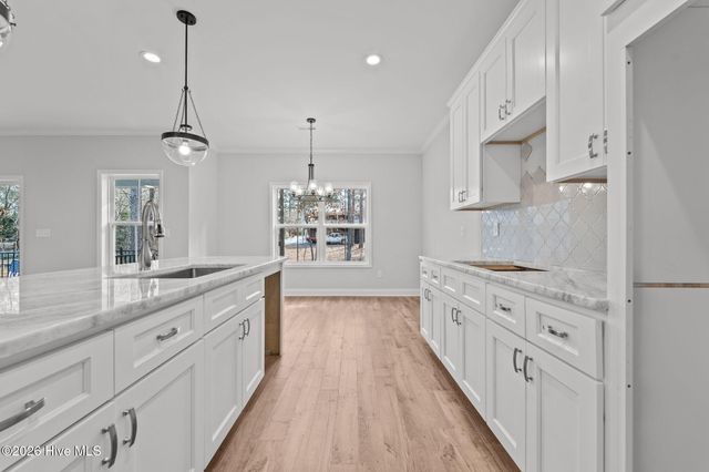 112 Callis Circle, West End, NC 27376