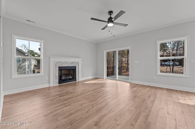 112 Callis Circle, West End, NC 27376