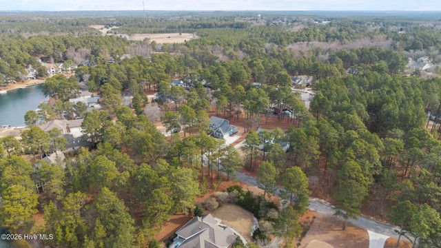 112 Callis Circle, West End, NC 27376