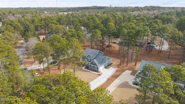 112 Callis Circle, West End, NC 27376