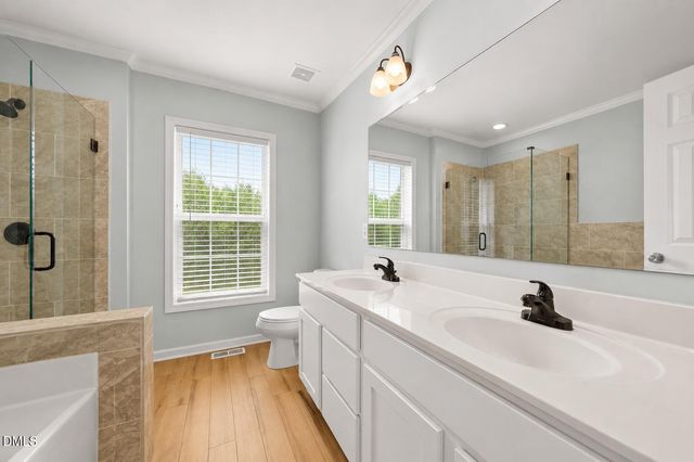 541 Mallie Pearce Road, Zebulon, NC 27597