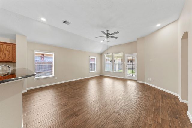 731 Pickett Hill Lane, Rosenberg, TX 77469