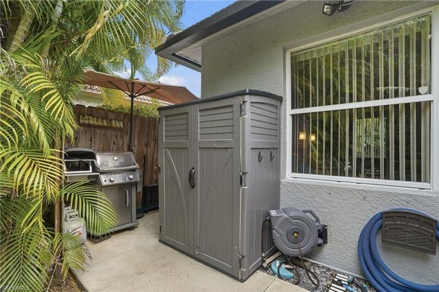 9954 Colonial WALK N, Estero, FL 33928