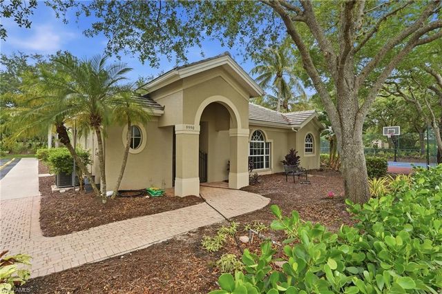 9954 Colonial WALK N, Estero, FL 33928