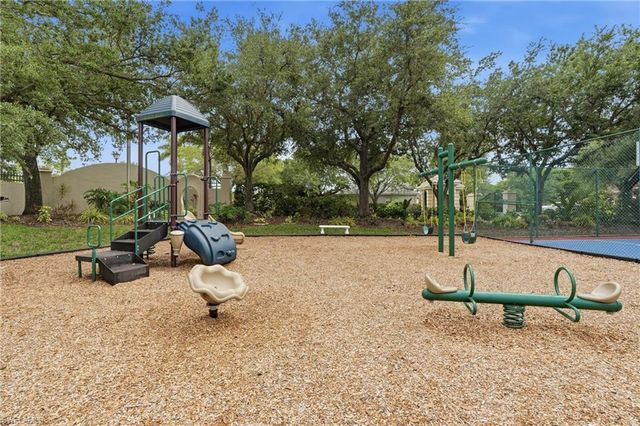 9954 Colonial WALK N, Estero, FL 33928