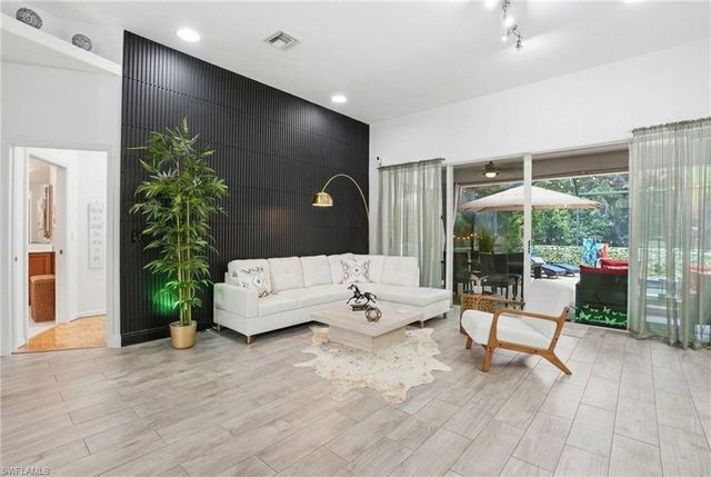 9954 Colonial WALK N, Estero, FL 33928